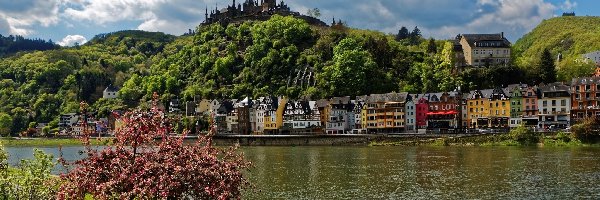 Domy, Niemcy, Rzeka Mozela, Wiosna, Miasto Cochem, Zamek Reichsburg