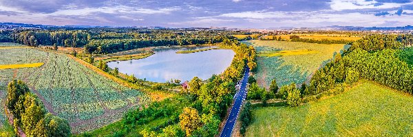 Chmury Z lotu ptaka, Droga, Pola, Moravský Písek, Czechy, Jezioro, Drzewa