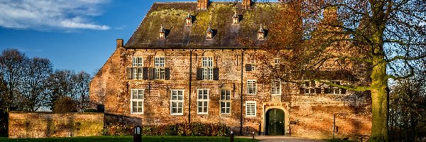 Muzeum, Wieś Hernen, Holandia, Kasteel Hernen, Zamek Hernen, Trawnik, Drzewa, Gmina Wijchen, Ścieżka