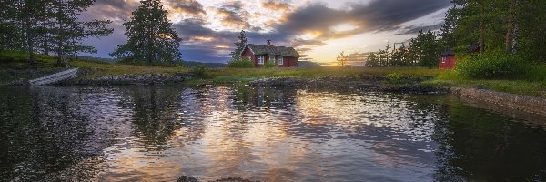Chmury, Ringerike, Wschód słońca, Dom, Jezioro Vaeleren, Drzewa, Łódka, Norwegia