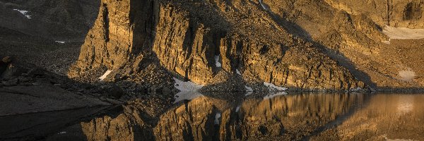 Stany Zjednoczone, Park Narodowy Gór Skalistych, Stan Kolorado, Jezioro Chasm Lake, Góry