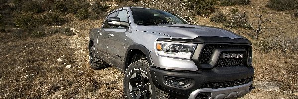 Dodge Ram 1500, 2019, Rebel, Srebrny