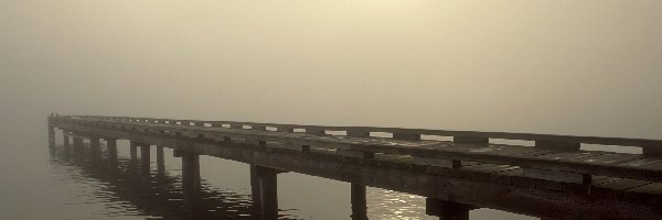 Mostek, Mgła
