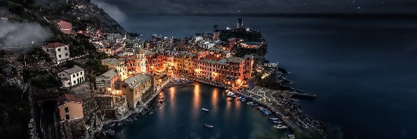 Liguria, Morze, Włochy, Miasto nocą, Łódki