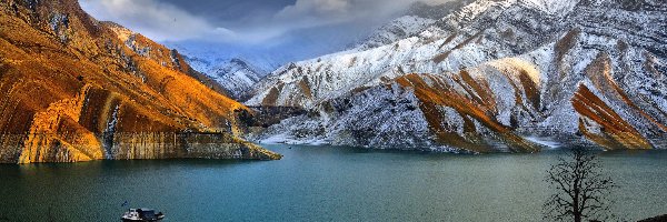 Statek, Góry, Iran