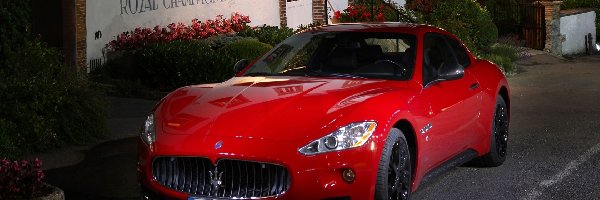 Atrapa, Wielka, Maserati Gran Turismo