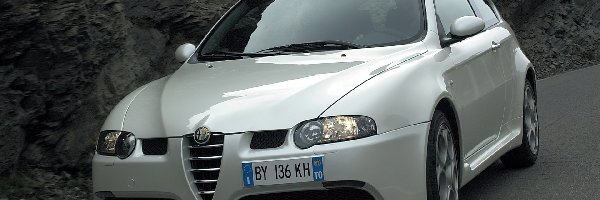 Przód, Alfa Romeo 147