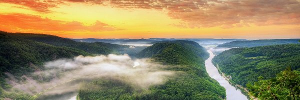 Meander, Mettlach, Chmury, Zachód słońca, Rzeka Saara, Mgła, Lasy, Niemcy