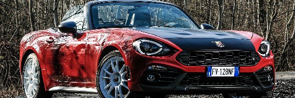 Abarth 124 Spider, Czerwono-czarny