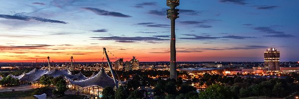 Monachium, Wieża Olympiaturm, Wieczór, Niemcy, Park Olimpijski, Stadion Olimpijski