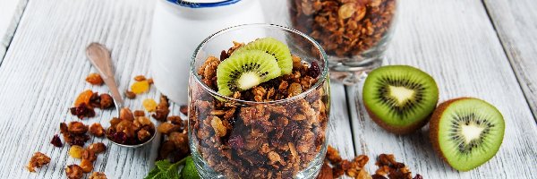 Rodzynki, Kiwi, Szklanki, Granola, Śniadanie, Mleko, Łyżeczka, Płatki, Orzechy