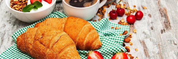 Miseczka, Rogale, Filiżanka, Musli, Truskawki, Wiśnie, Ściereczka, Śniadanie, Croissanty, Kawa