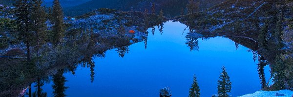 Kalifornia, Jezioro Heart Lake, Wschód słońca, Stany Zjednoczone, Stratowulkan Mount Shasta, Góry Kaskadowe