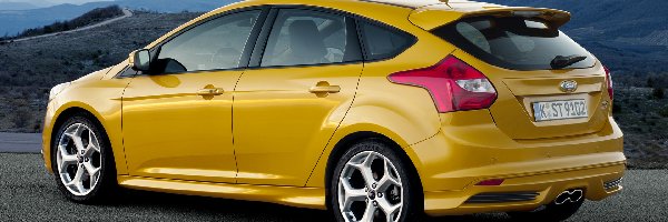 Ford Focus ST, Żółty