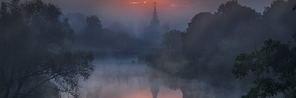 Cerkiew, Drzewa, Rosja, Obwód włodzimierski, Mgła, Wschód słońca, Suzdal, Rzeka Kamienka