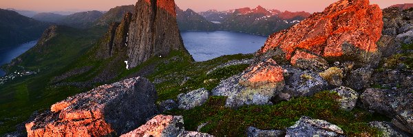 Góry, Morze, Skały, Norwegia, Wyspa Senja