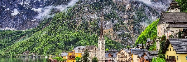 Drzewa, Miasteczko, Statek, Lasy, Domy, Kościół, Góry, Austria, Hallstatt, Jezioro Hallstattersee