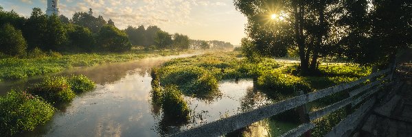 Rzeka, Most, Cerkiew, Promienie słońca, Drzewa