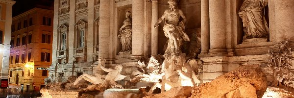 Fontanna di Trevi, Posągi, Rzym, Włochy