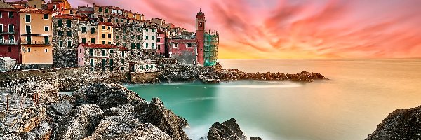 Domy, Wybrzeże, Włochy, Liguria, Skały, Zachód słońca, Tellaro, Morze Liguryjskie