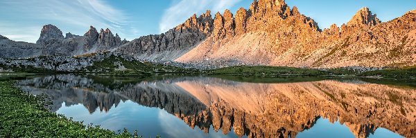 Włochy, Góra Paternkofel, Jezioro, Dolomity, Góry, Odbicie, Rośliny