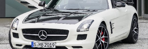 Mercedes-Benz SLS AMG GT, Biały