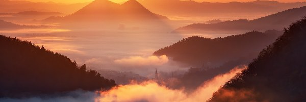 Kościół, Mgła, Wschód słońca, Słowenia, Dolina, Góry