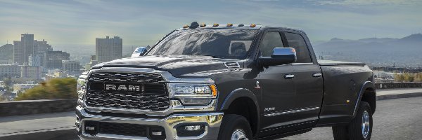 Droga, Dodge RAM 3500