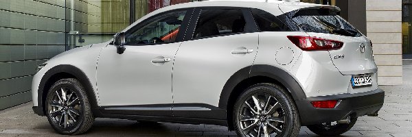 Bok, Mazda CX-3, Biała