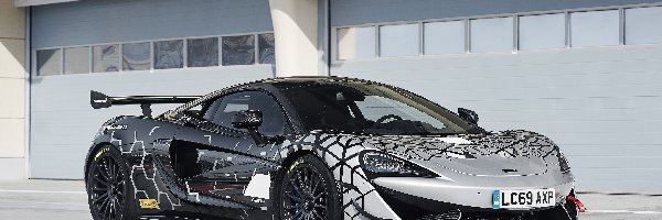 Przód, McLaren 620R