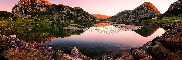 Skały, Jezioro Enol, Kamienie, Góry, Asturia, Hiszpania