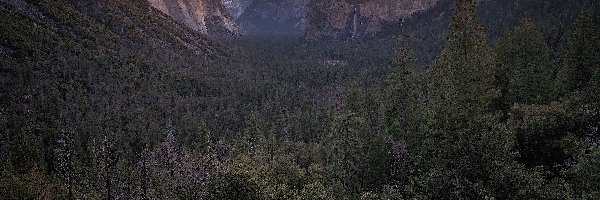 Bridalveil Falls, Park Narodowy Yosemite, Stany Zjednoczone, Wodospad, Drzewa, Lasy, Góry, Wschód słońca, Dolina Yosemite Valley, Kalifornia