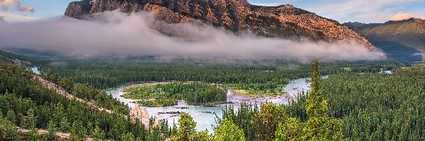 Park Narodowy Banff, Rzeka, Chmury, Lasy, Bow River, Alberta, Kanada, Góry