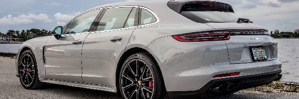 Porsche Panamera Turbo Sport