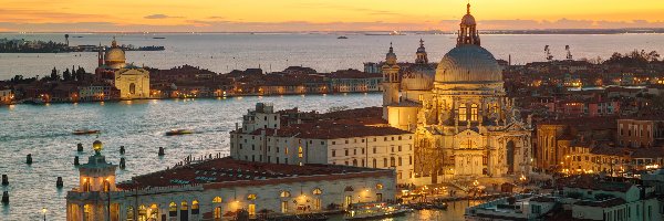 Bazylika Santa Maria della Salute, Kanał, Canal Grande, Zachód słońca, Wenecja, Włochy