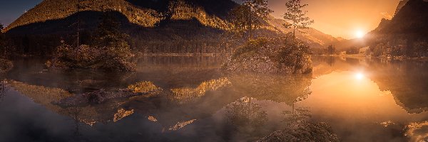 Gmina Berchtesgadener, Zachód słońca, Niemcy, Kamienie, Alpy, Drzewa, Skały, Jezioro Hintersee, Góry, Bawaria