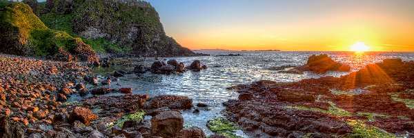 Zamek, Wschód słońca, Kamienie, Skały, Wybrzeże, Irlandia Północna, Ruiny, Morze, Dunluce Castle