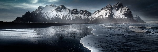 Plaża Stokksnes, Szczyty, Góra Vestrahorn, Góry, Islandia, Morze, Piasek, Ośnieżone, Czarny