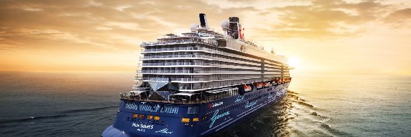 Statek pasażerski, Wycieczkowy, Mein Schiff 5, Chmury, Morze