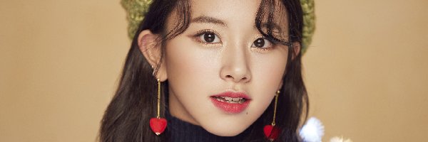 Chaeyoung, Piosenkarka, Dziewczyna