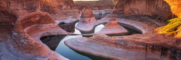 Skały, Kanion Glen, Jezioro Powell, Promienie słońca, Arizona, Stany Zjednoczone