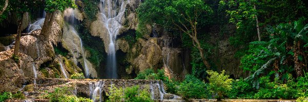 Laos, Drzewa, Skały, Las, Wodospad Kuang Si, Prowincja Louangphrabang, Kaskada