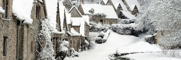 Śnieg, Bibury, Domy, Hrabstwo Gloucestershire, Anglia, Zima, Ulica