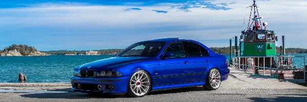 BMW M5 E39