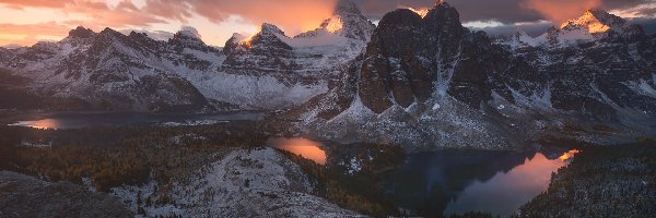 Góry, Kolumbia Brytyjska, Chmury, Jeziora, Góra Mount Assiniboine, Jezioro Cerulean, Jezioro Sunburst Lake, Kanada, Park Prowincjonalny Mount Assiniboine, Zachód słońca