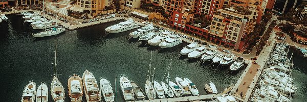 Monako, Port Hercules, Monte Carlo, Domy, Jachty