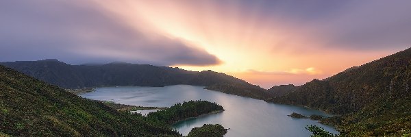 Ponta Delgada, Góry, Drzewa, Lagoa do Fogo, Jezioro, Portugalia, Azory, Lasy, Wyspa Sao Miguel