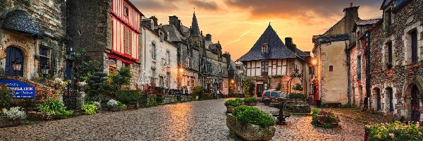 Ulica, Rochefort en Terre, Domy, Kwiaty, Bretania, Francja