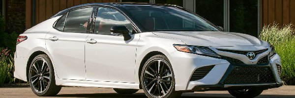 2018, Toyota Camry XSE