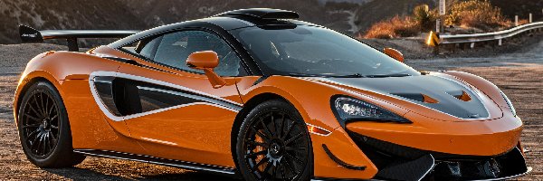 Góry, McLaren 620R